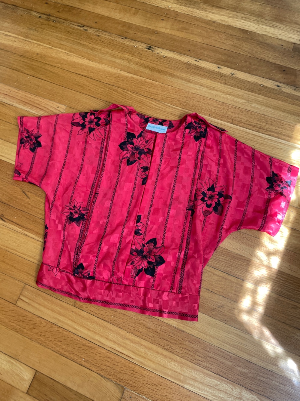 Vintage 80’s Silky Red and Black Floral Short Sleeve Blouse